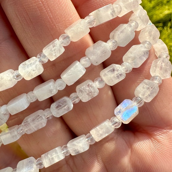 Blue Flash Moonstone Bracelet - Picture 1 of 9